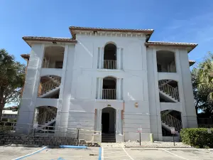 painting contractor Marco Island before and after photo 1768578661535_IMG_8303